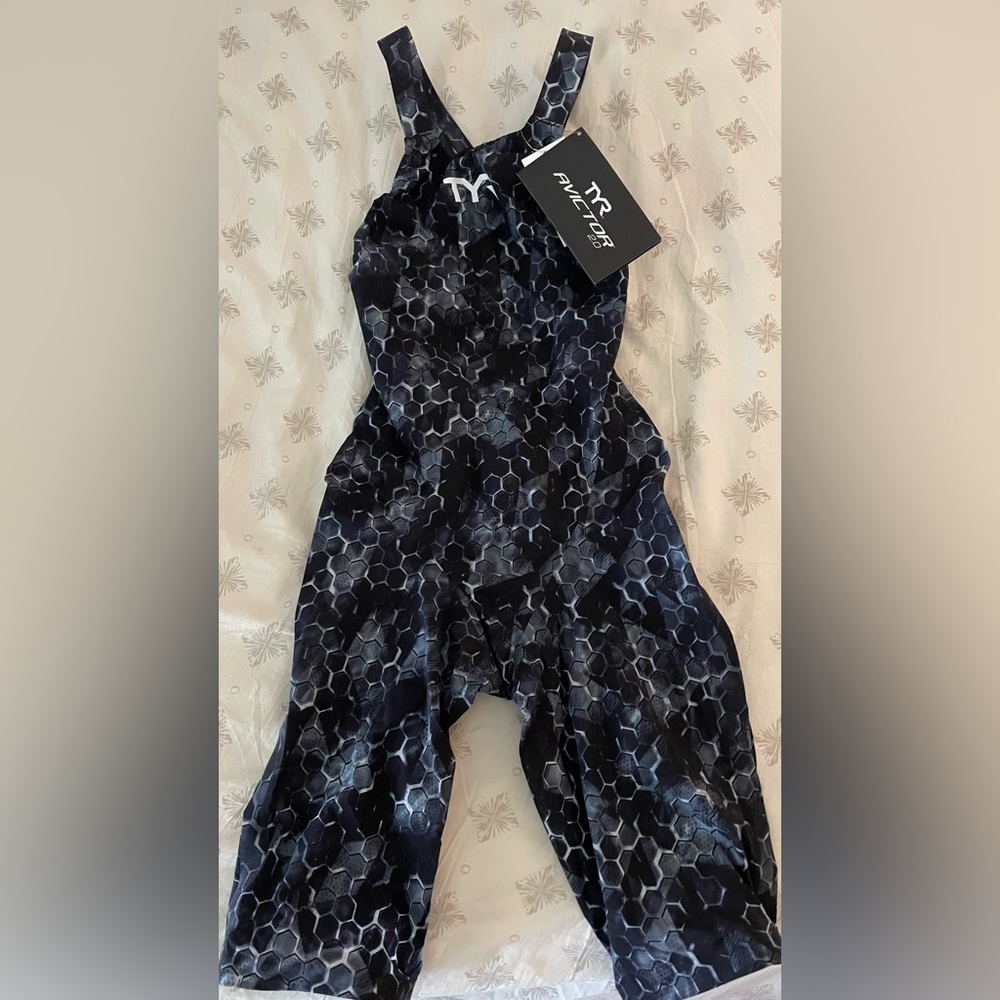 TYR techsuit